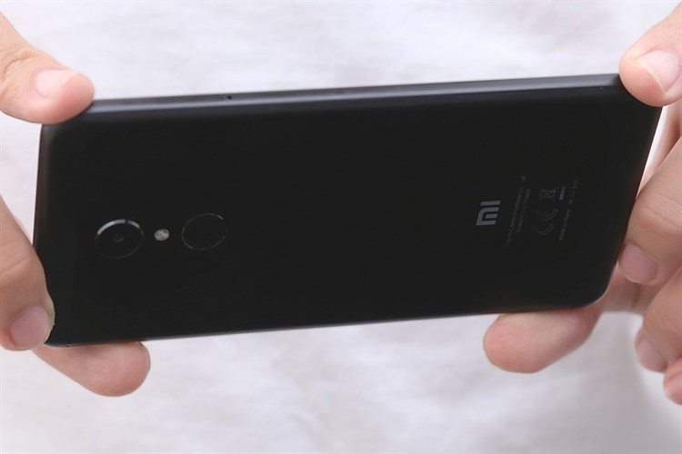 Điện thoại Xiaomi Redmi 5 Màu Đen