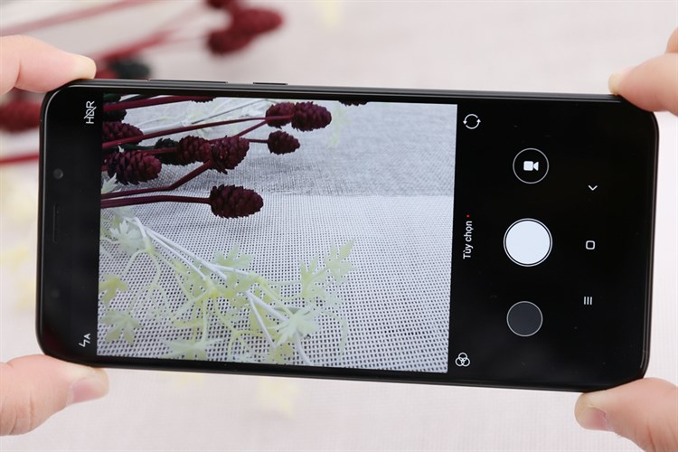 Điện thoại Xiaomi Redmi 5 Plus 4GB Màu Đen