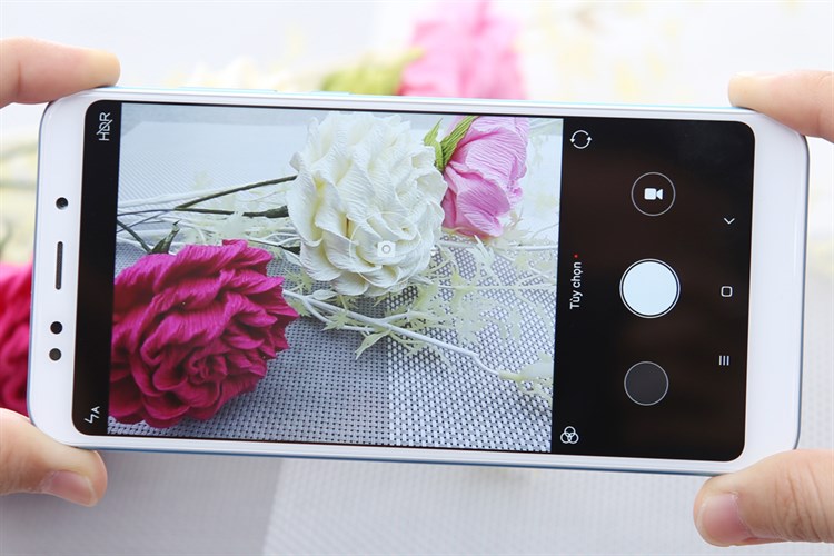 Điện thoại Xiaomi Redmi 5 Plus 4GB Màu Xanh Dương