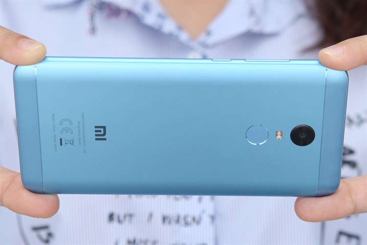 Điện thoại Xiaomi Redmi 5 Plus 4GB Màu Xanh Dương