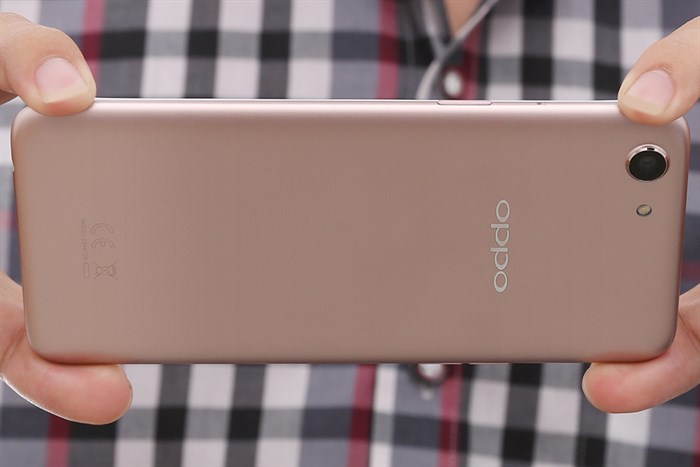 Điện thoại OPPO A83