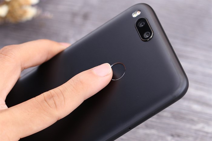 Điện thoại Xiaomi Mi A1 32GB Màu Đen