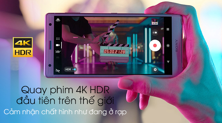 Điện thoại Sony Xperia XZ2