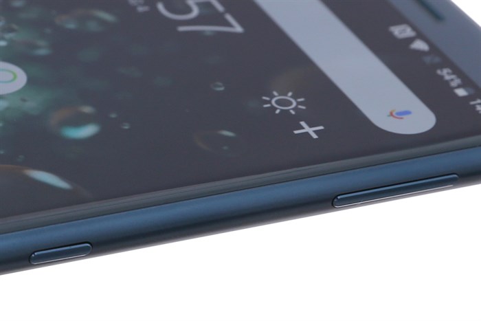 Điện thoại Sony Xperia XZ2