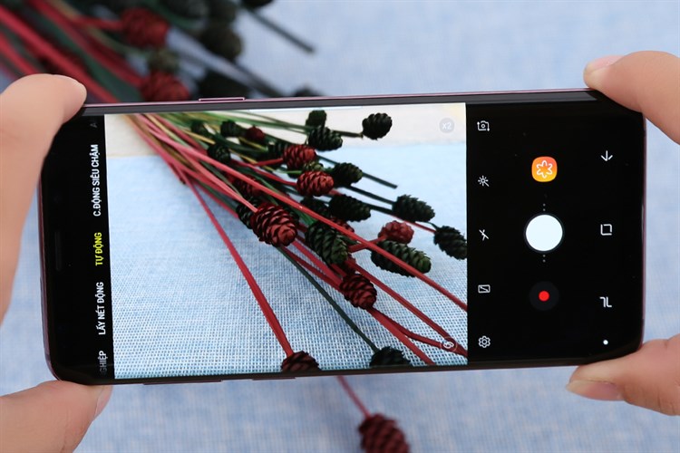 Điện thoại Samsung Galaxy S9+ 64GB đen