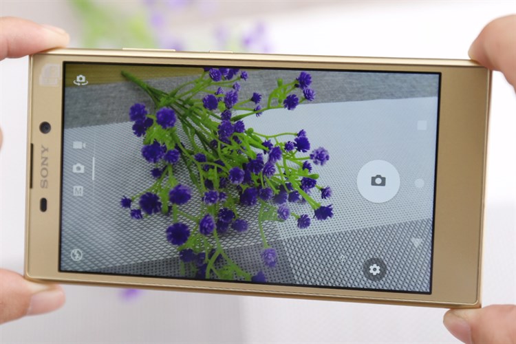 Điện thoại Sony Xperia L2