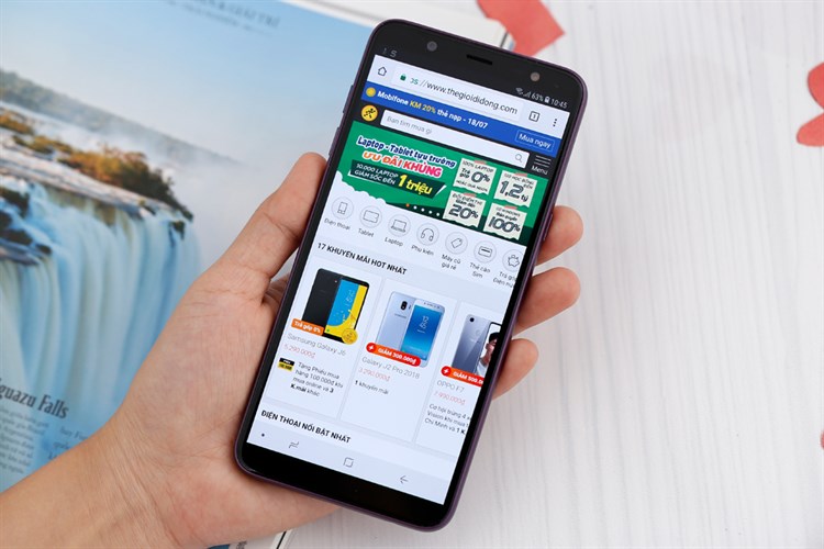 Điện thoại Samsung Galaxy J8