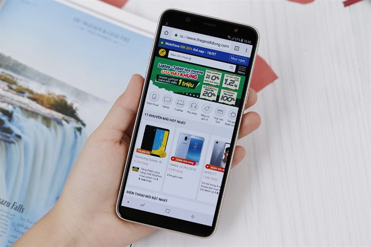 Điện thoại Samsung Galaxy J8