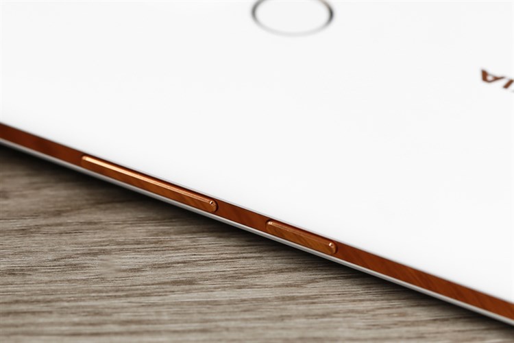 Điện thoại Nokia 7 plus