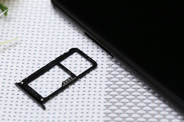 Điện thoại Xiaomi Redmi Note 5 Màu Đen