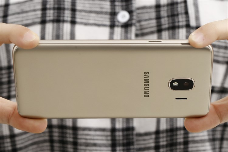 Điện thoại Samsung Galaxy J4