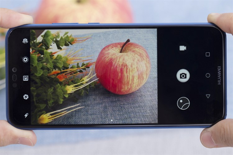 Điện thoại Huawei Nova 3e