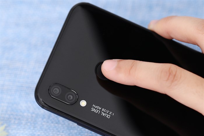 Điện thoại Huawei Nova 3e