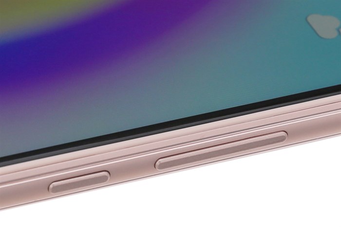 Điện thoại Huawei Nova 3e