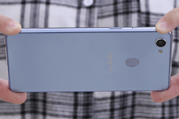 Điện thoại OPPO F7 Màu Bạc