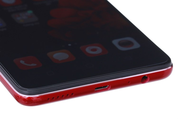 Điện thoại OPPO F7 Màu Đỏ