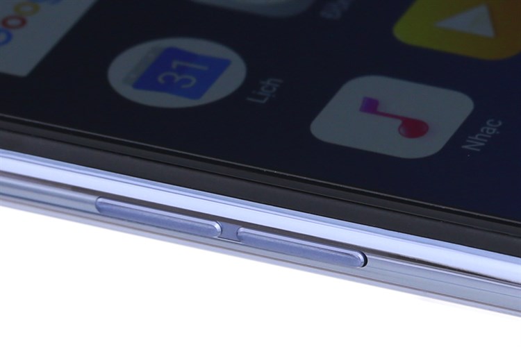 Điện thoại OPPO F7 Màu Bạc