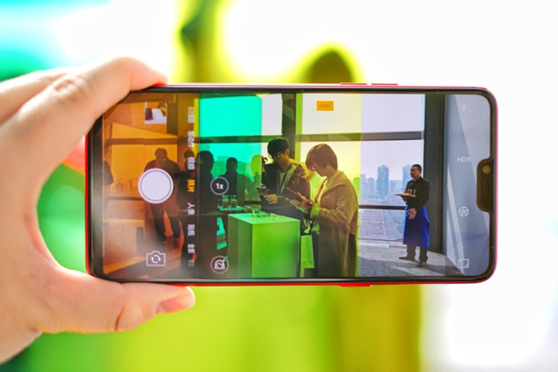 ទូរស័ព្ទ OPPO R15 Pro - កាមេរ៉ាស៊ែលហ្វី | BigPhone.com ទូរស័ព្ទ OPPO R15 Pro - កាមេរ៉ាស៊ែលហ្វី | BigPhone.com
