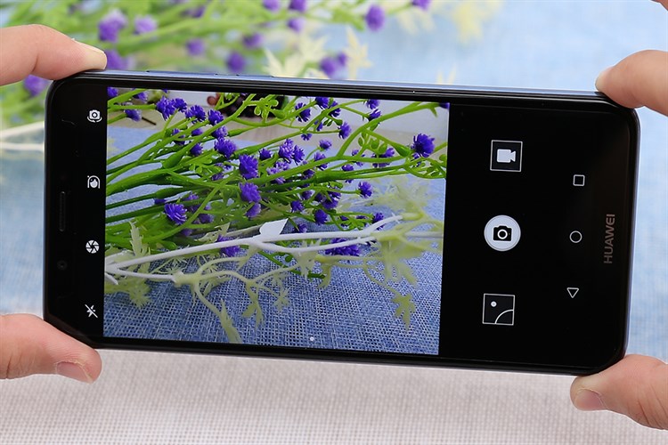 Điện thoại Huawei Y7 Pro (2018)