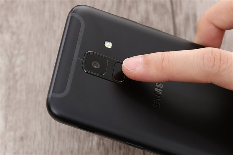 Điện thoại Samsung Galaxy A6 (2018)