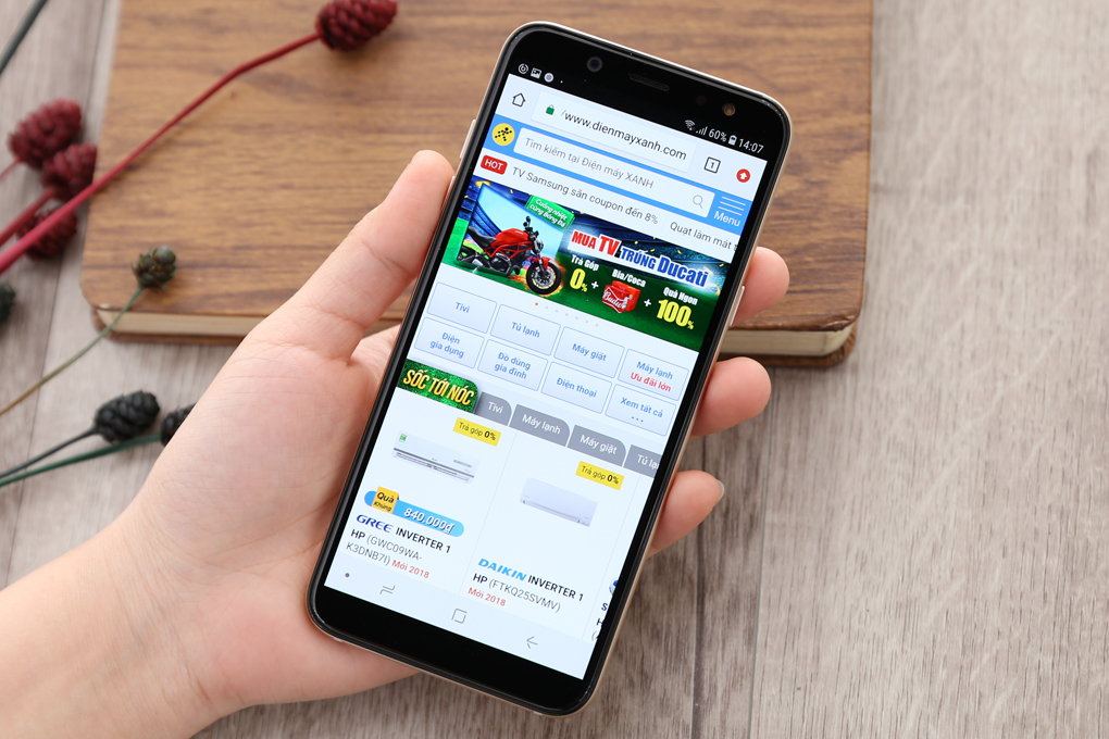 Điện thoại Samsung Galaxy A6 (2018)