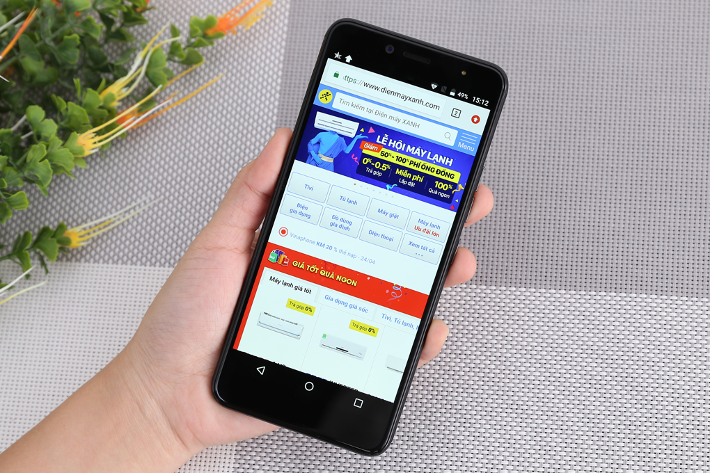 Điện thoại Mobiistar E Selfie