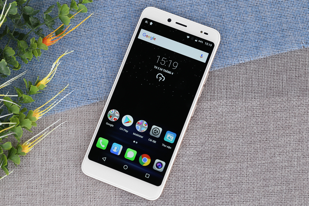 Điện thoại Mobiistar E Selfie