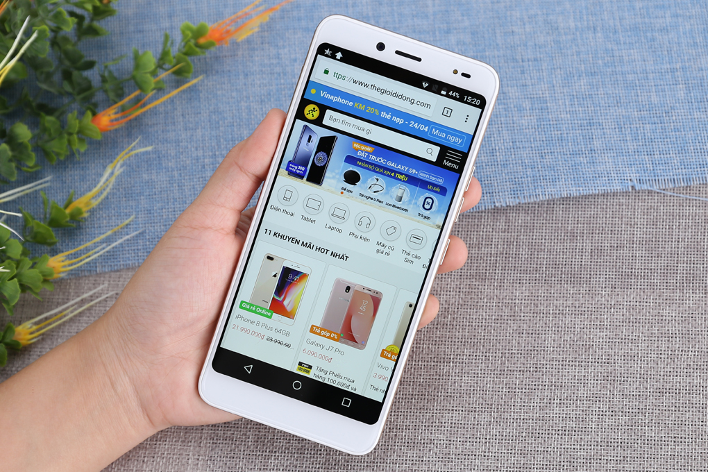 Điện thoại Mobiistar E Selfie