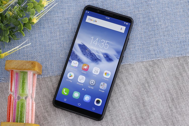 Điện thoại Vivo Y71 Màu Đen