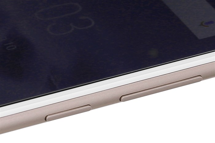 Điện thoại Vivo Y71 Màu Vàng