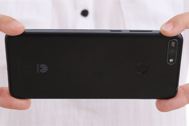 Điện thoại Huawei Y6 Prime (2018)