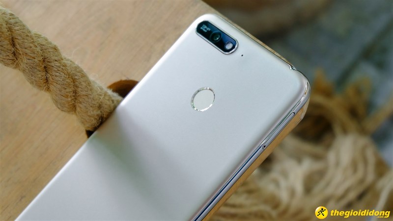 Camera sau điện thoại Huawei Y6 Prime 2018