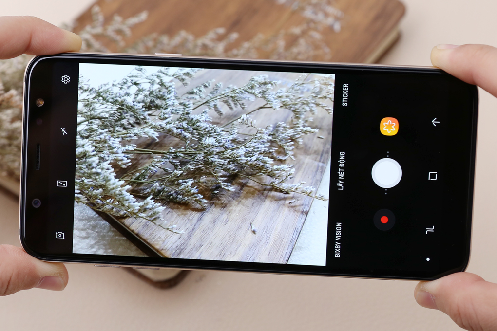Điện thoại Samsung Galaxy A6+ (2018)