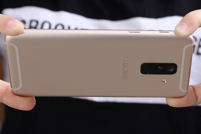 Điện thoại Samsung Galaxy A6+ (2018)