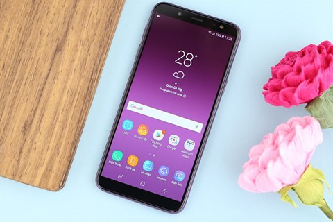 Màn hình điện thoại Samsung Galaxy J7 Pro