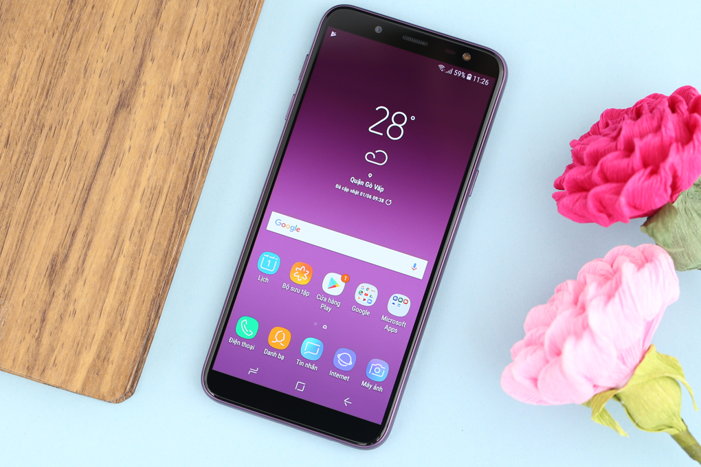 Điện thoại Samsung Galaxy J6