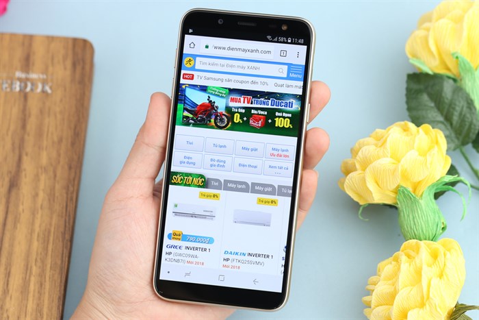 Điện thoại Samsung Galaxy J6