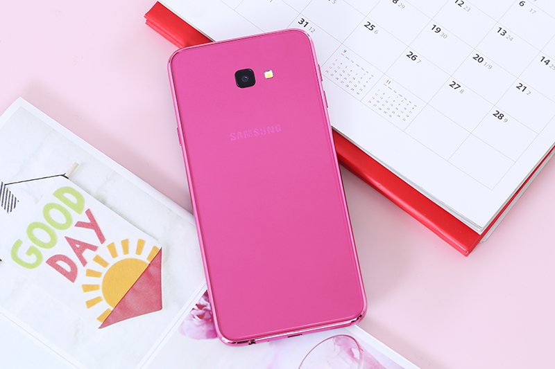 Thiết kế điện thoại Samsung Galaxy J4+