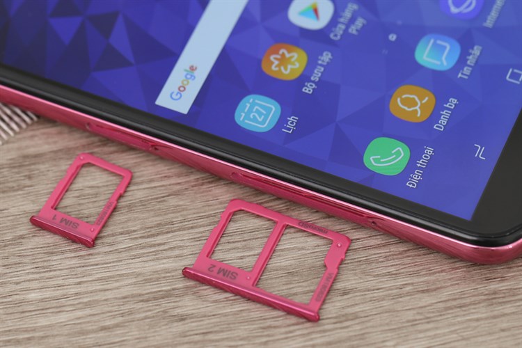 Điện thoại Samsung Galaxy J4+