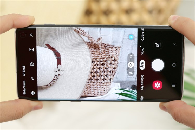 Điện thoại Samsung Galaxy S10 Màu Trắng