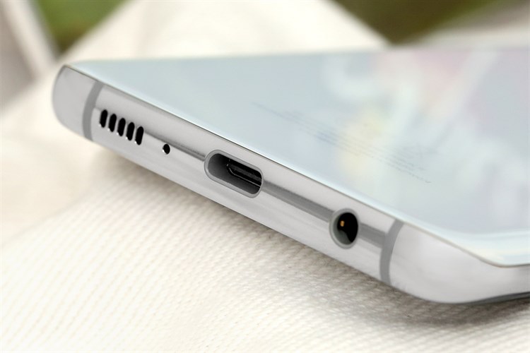 Điện thoại Samsung Galaxy S10 Màu Trắng