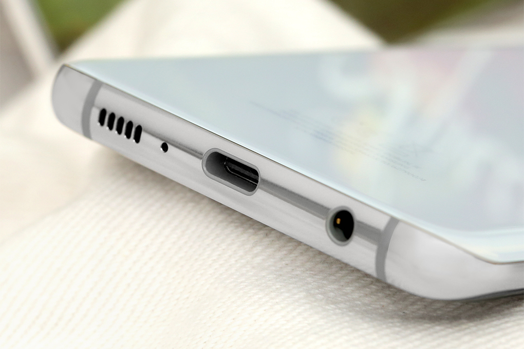 Điện thoại Samsung Galaxy S10 Màu Trắng