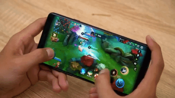 Chơi game liên quân trên điện thoại Samsung Galaxy A8 Star