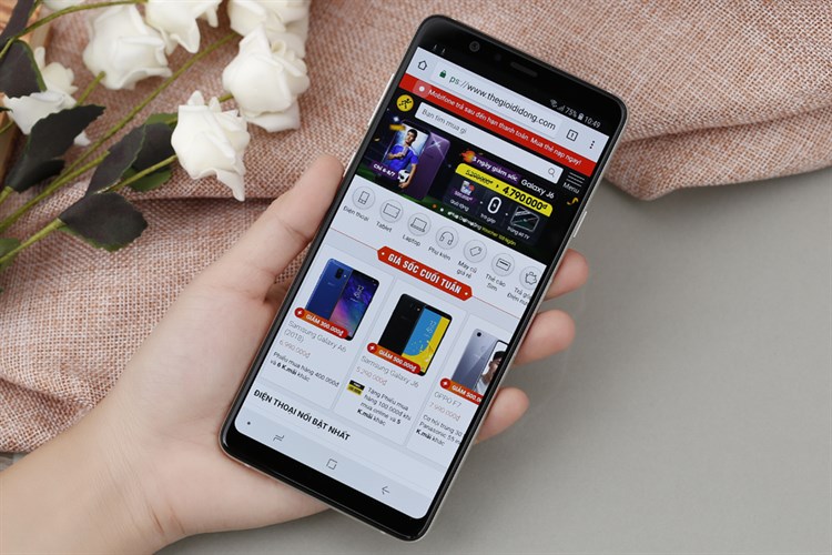 Điện thoại Samsung Galaxy A8 Star Màu Trắng