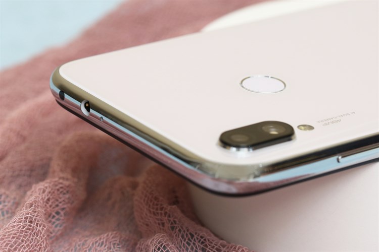 Điện thoại Xiaomi Redmi Note 7 (4GB/64GB) Màu Trắng