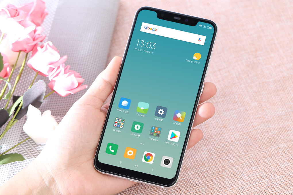 Điện thoại Xiaomi Mi 8 Màu Trắng