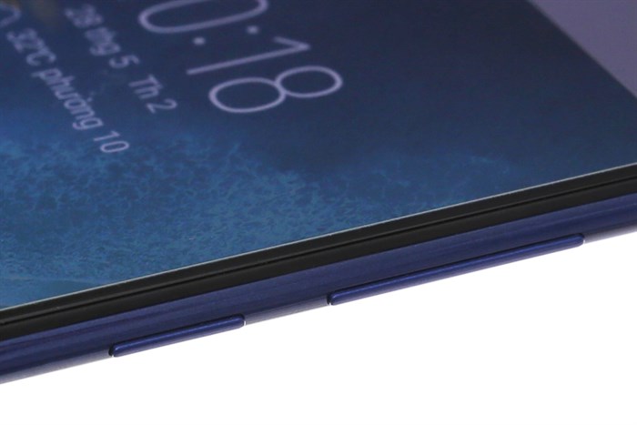 Điện thoại Vivo V9 Special Edition Màu Xanh Dương