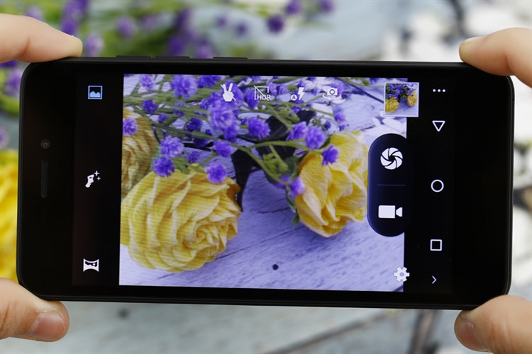 Điện thoại Mobiistar Lai Zoro 3 Màu Đen