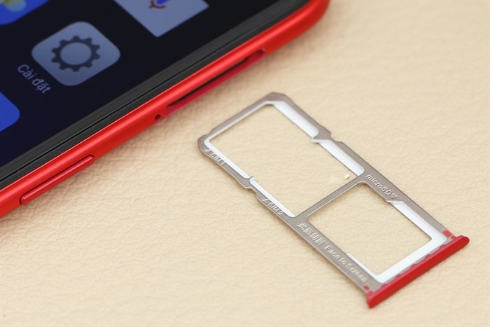 Điện thoại OPPO A83 2018 16GB (không tai nghe)