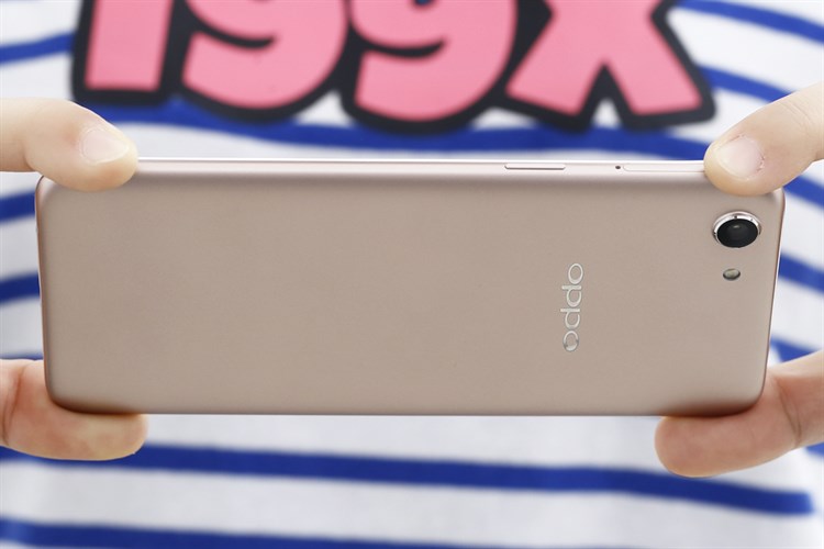 Điện thoại OPPO A83 2018 16GB (không tai nghe)